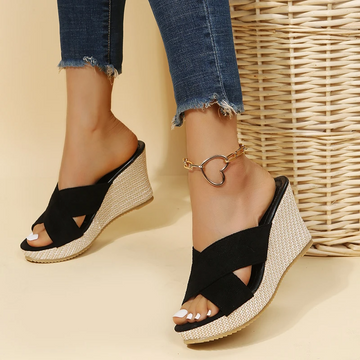 Supportive Summer Orthopedic Sandals for Women | Naomi